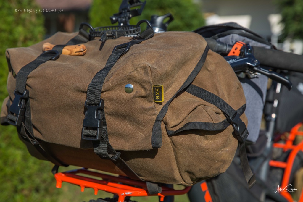 BxB Goldback M Bag